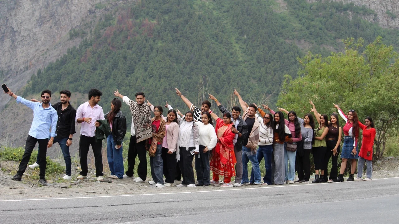 Manali Sissu Kasol